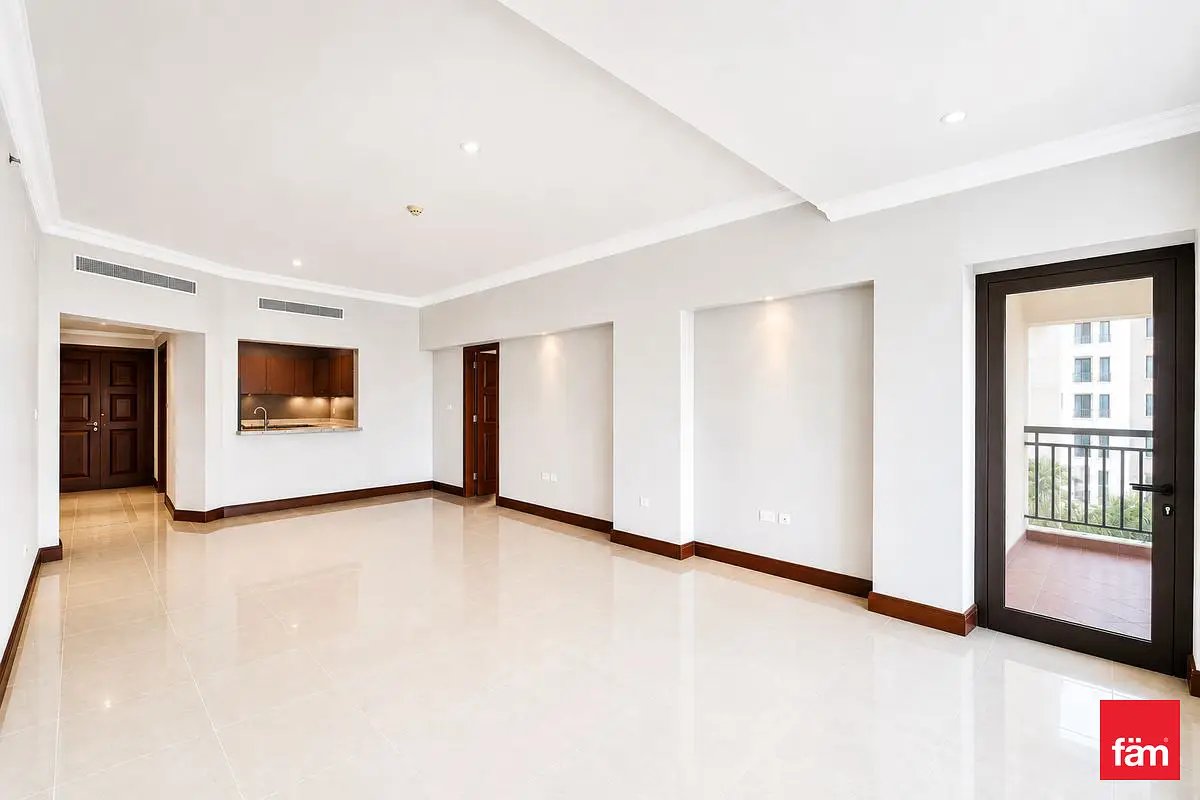 2-bedroom freehold apartment in Palm Jumeirah — photo 5 of 5