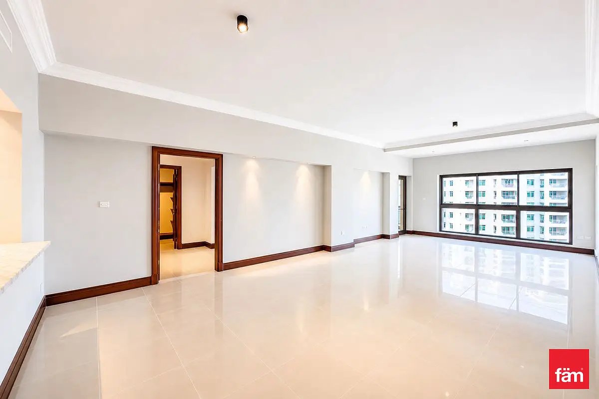 2-bedroom freehold apartment in Palm Jumeirah — photo 3 of 5