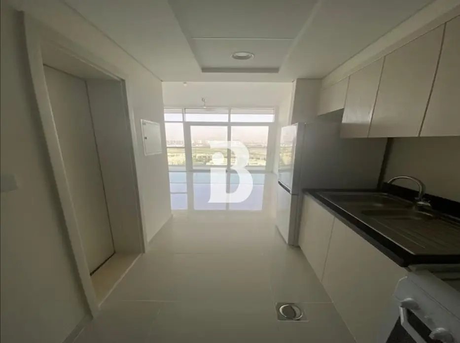 1-bedroom freehold apartment in DAMAC Hills — photo 5 of 5
