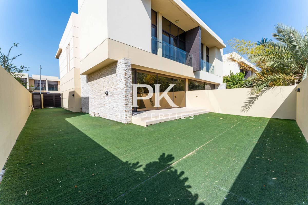 3-bedroom freehold villa in DAMAC Hills — photo 2 of 5
