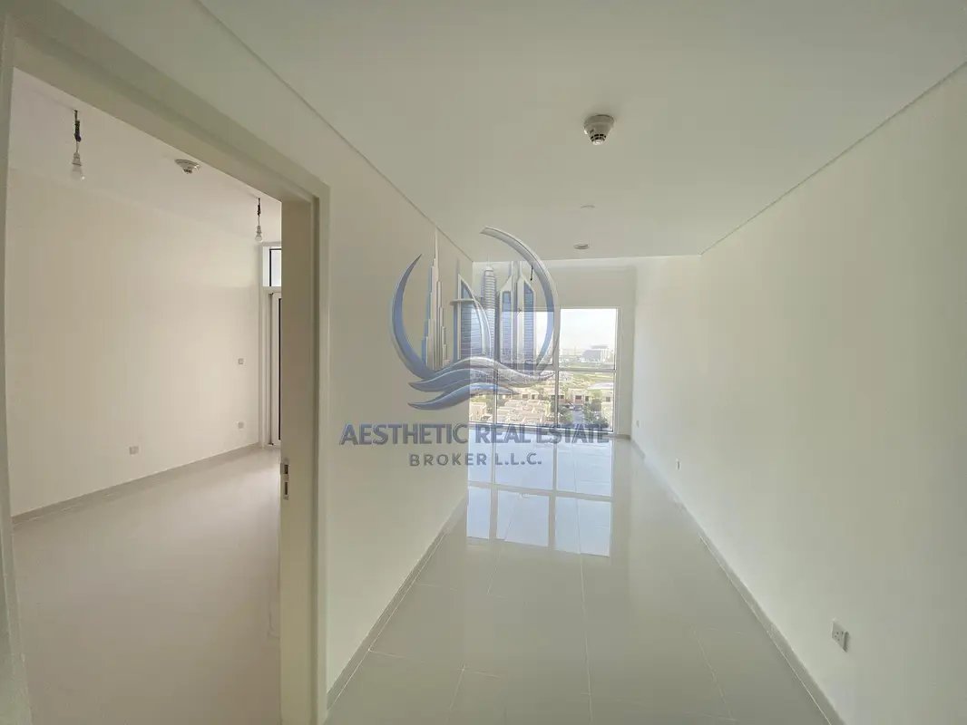 1-bedroom freehold apartment in DAMAC Hills — photo 5 of 5