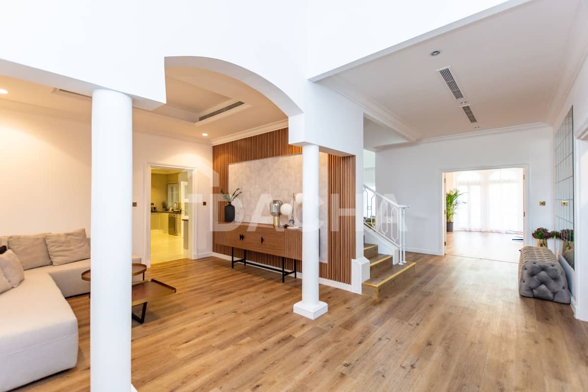 4-bedroom freehold villa in Palm Jumeirah — photo 1 of 4