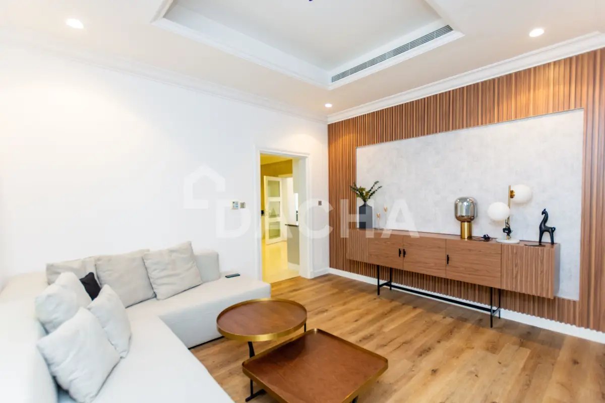 4-bedroom freehold villa in Palm Jumeirah — photo 2 of 4