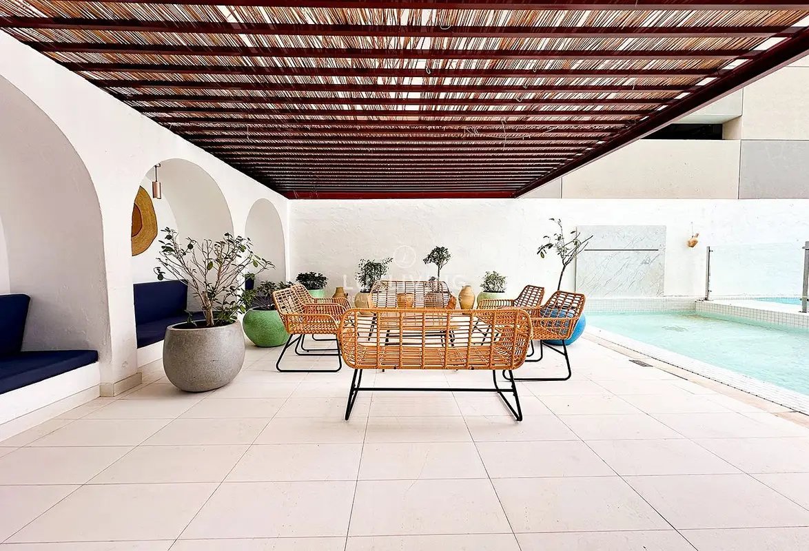 3-bedroom freehold apartment in Al Sufouh — photo 2 of 4