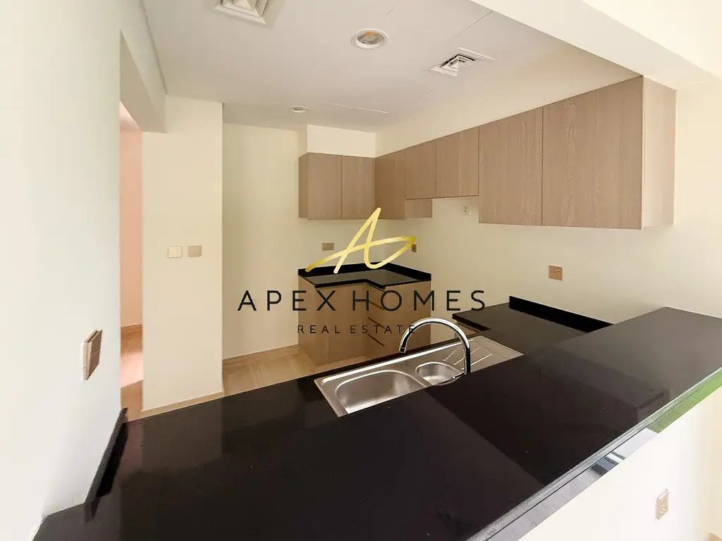 4-bedroom freehold villa in DAMAC Hills — photo 4 of 4