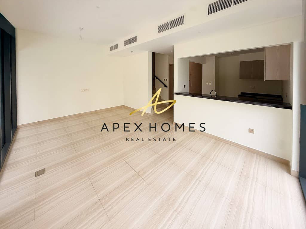 4-bedroom freehold villa in DAMAC Hills — photo 3 of 4