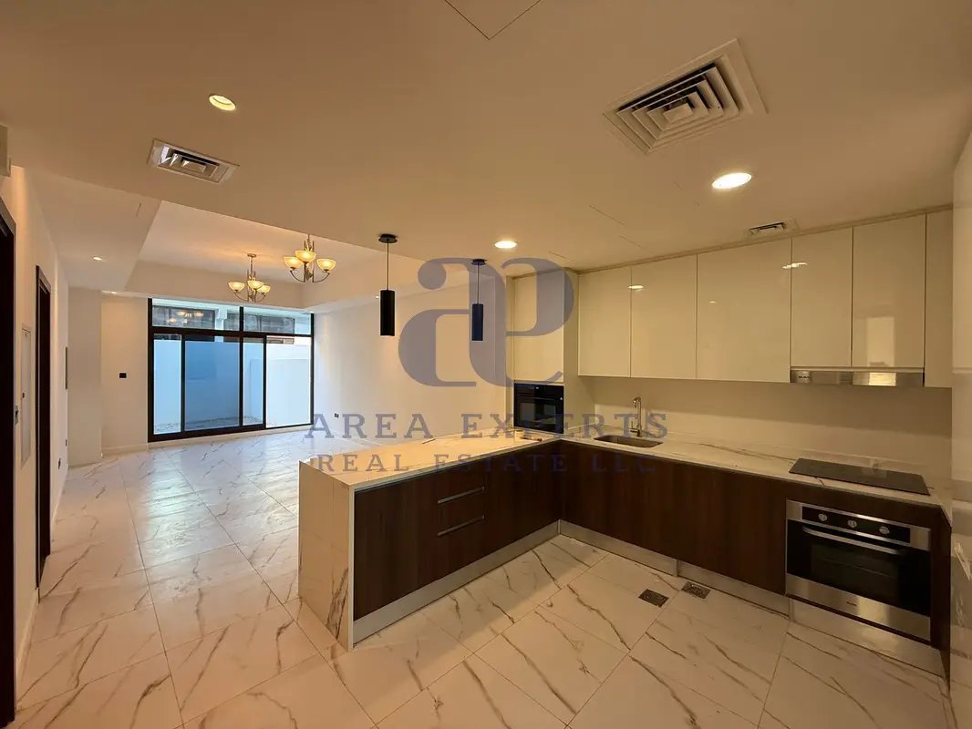 4-bedroom freehold villa in Mohammed Bin Rashid City (MBR City) — photo 5 of 5