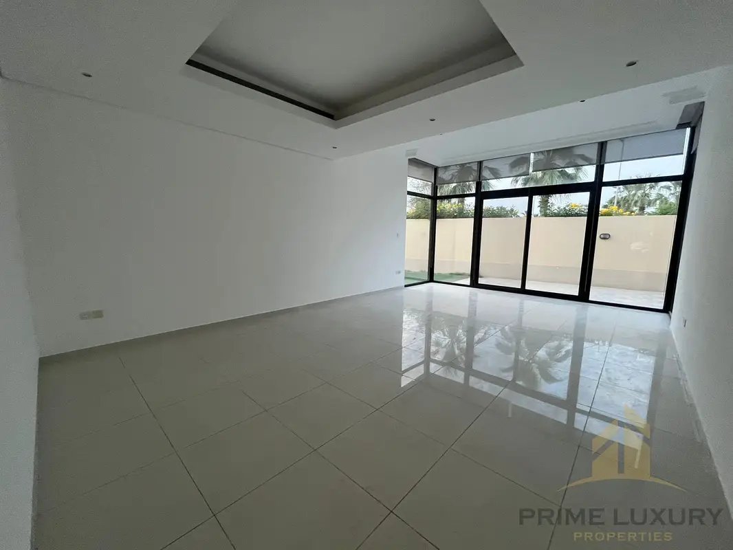 5-bedroom freehold villa in DAMAC Hills — photo 2 of 4