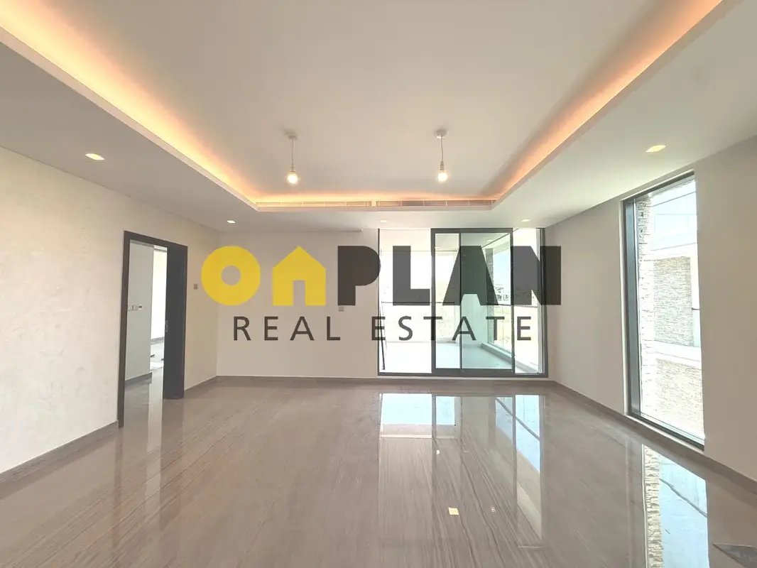 7-bedroom freehold villa in DAMAC Hills — photo 1 of 4