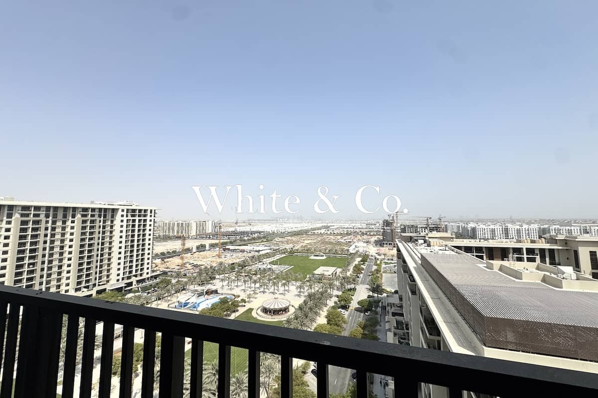 2-bedroom freehold apartment in Town Square — photo 1 of 5