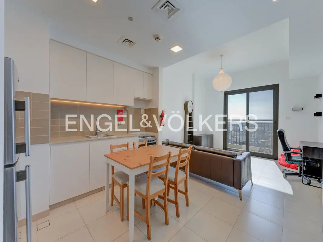 1-bedroom freehold apartment in Town Square — photo 5 of 5