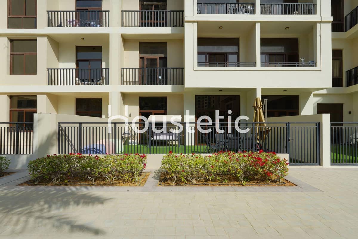 1-bedroom freehold apartment in Town Square — photo 2 of 5