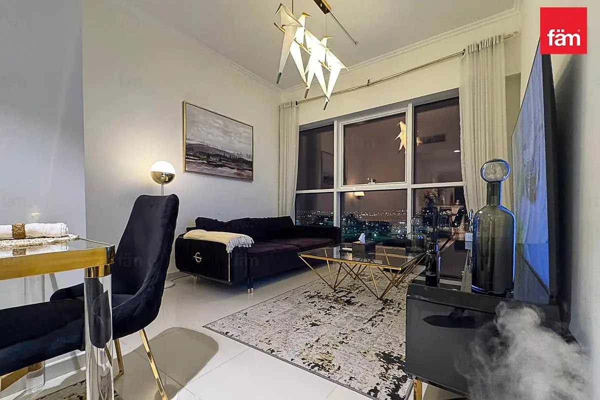 1-bedroom freehold apartment in DAMAC Hills — photo 3 of 5