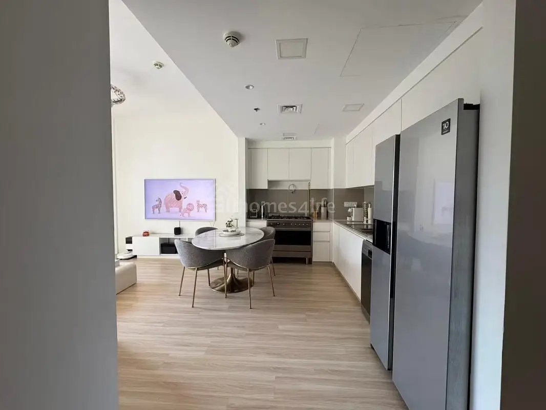 2-bedroom freehold apartment in Town Square — photo 5 of 5