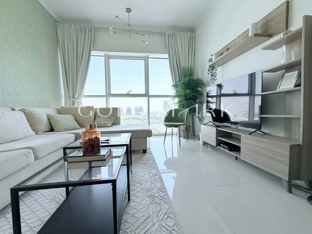 1-bedroom freehold apartment in DAMAC Hills — photo 1 of 5