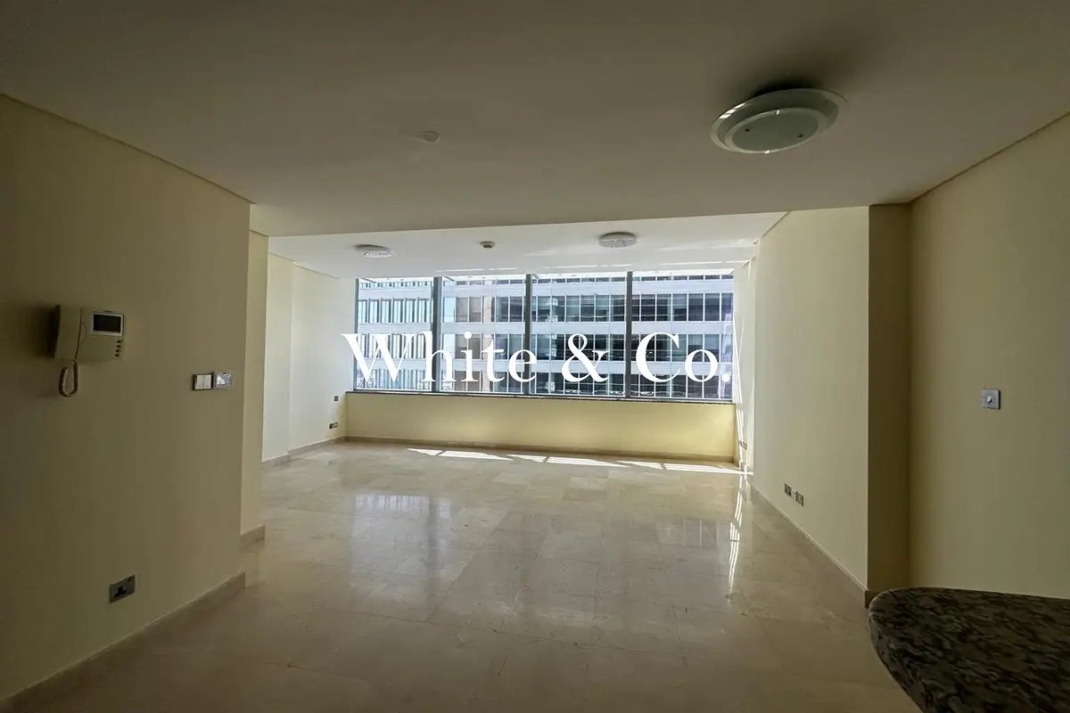studio freehold apartment in DIFC — photo 4 of 4