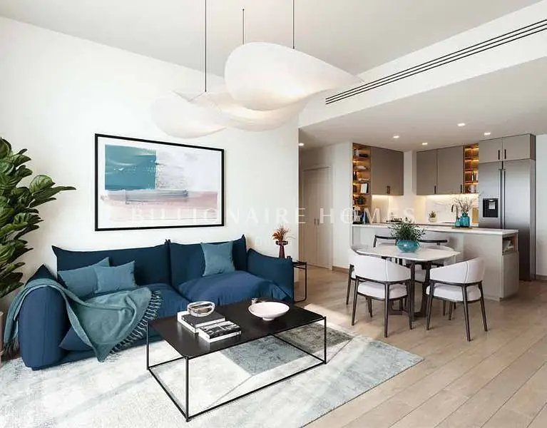 1-bedroom freehold apartment in Town Square — photo 3 of 5