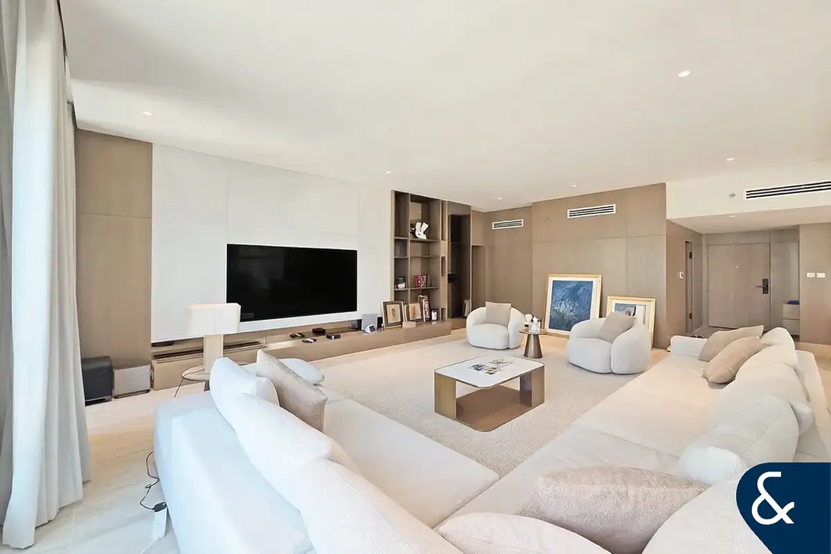 3-bedroom freehold apartment in Downtown Dubai — photo 5 of 5
