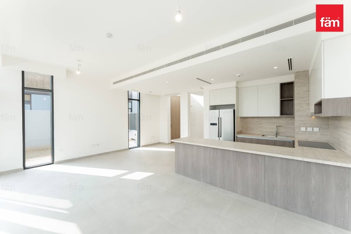 4-bedroom freehold villa in Mudon — photo 3 of 4