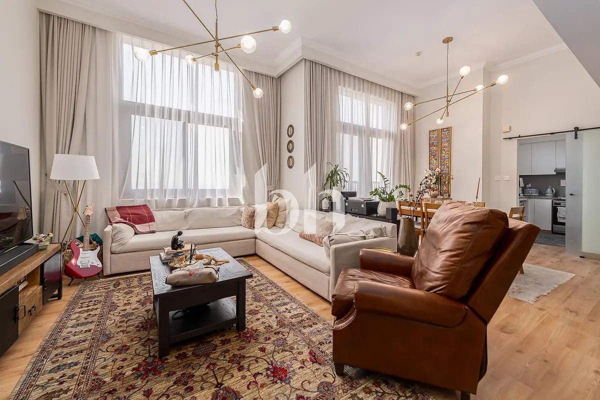 4-bedroom freehold apartment in Town Square — photo 3 of 5