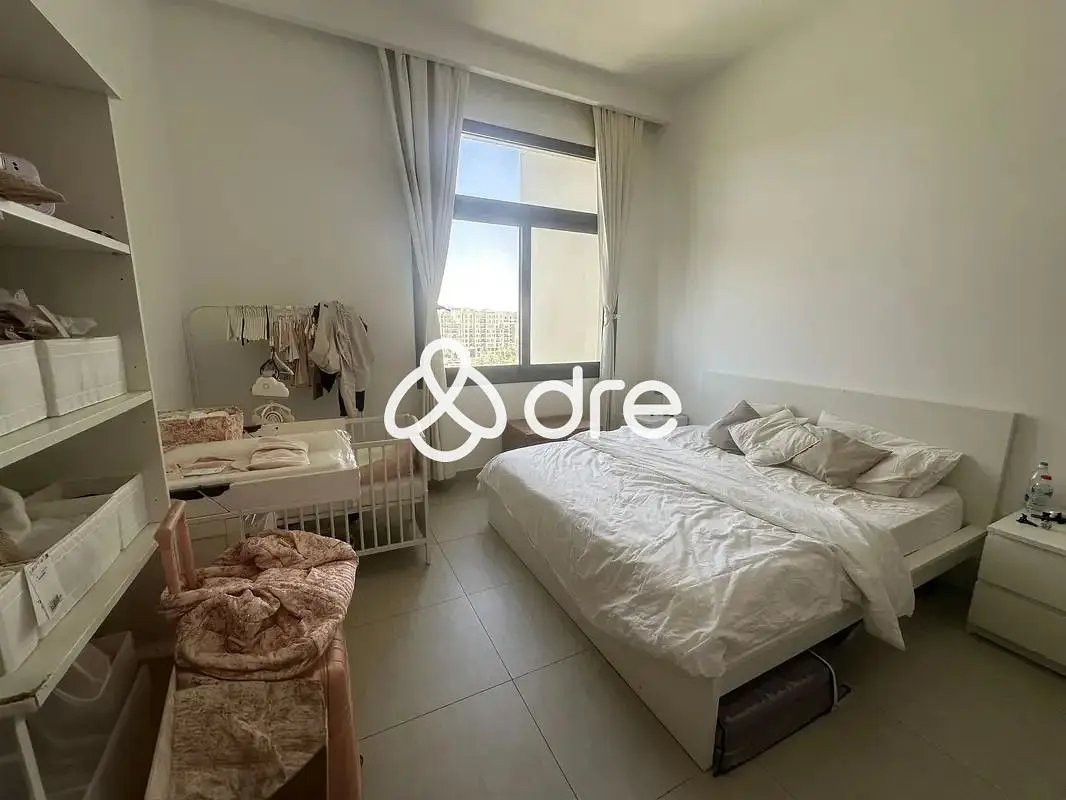 1-bedroom freehold apartment in Town Square — photo 5 of 5
