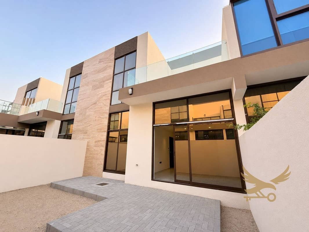 4-bedroom freehold villa in Mohammed Bin Rashid City (MBR City) — photo 2 of 5