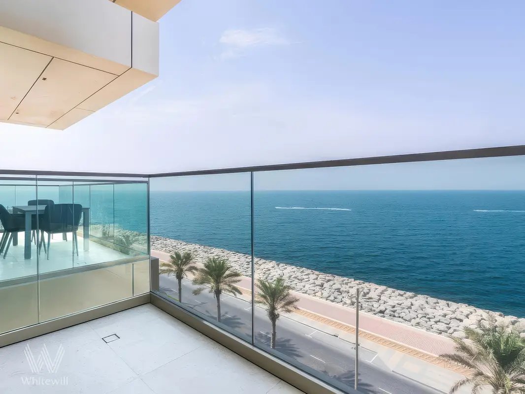 3-bedroom freehold apartment in Palm Jumeirah — photo 3 of 5