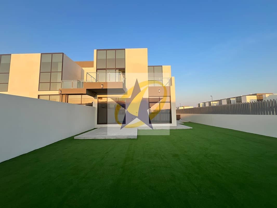 4-bedroom freehold villa in Mohammed Bin Rashid City (MBR City) — photo 2 of 5