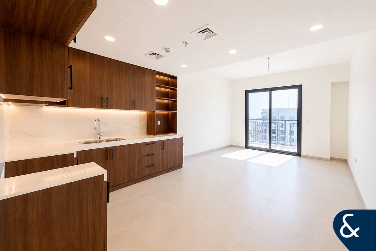 2-bedroom freehold apartment in Town Square — photo 4 of 5