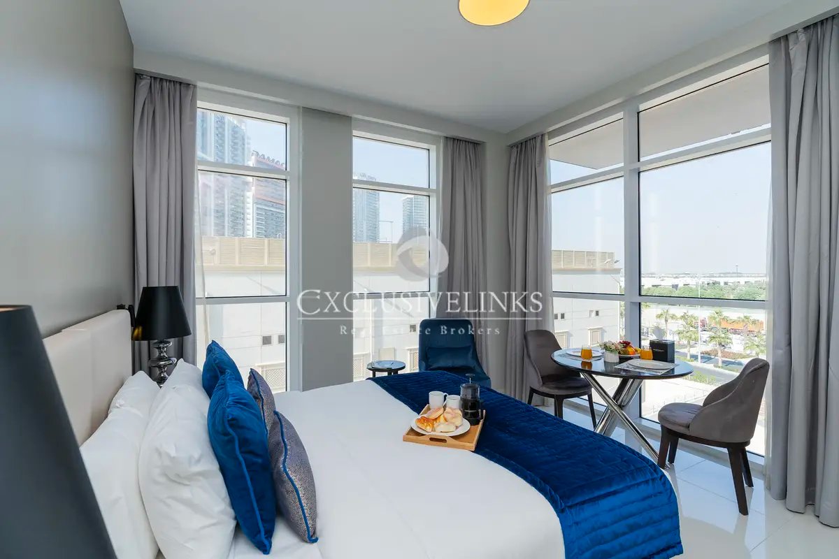 studio freehold apartment in DAMAC Hills — photo 3 of 5