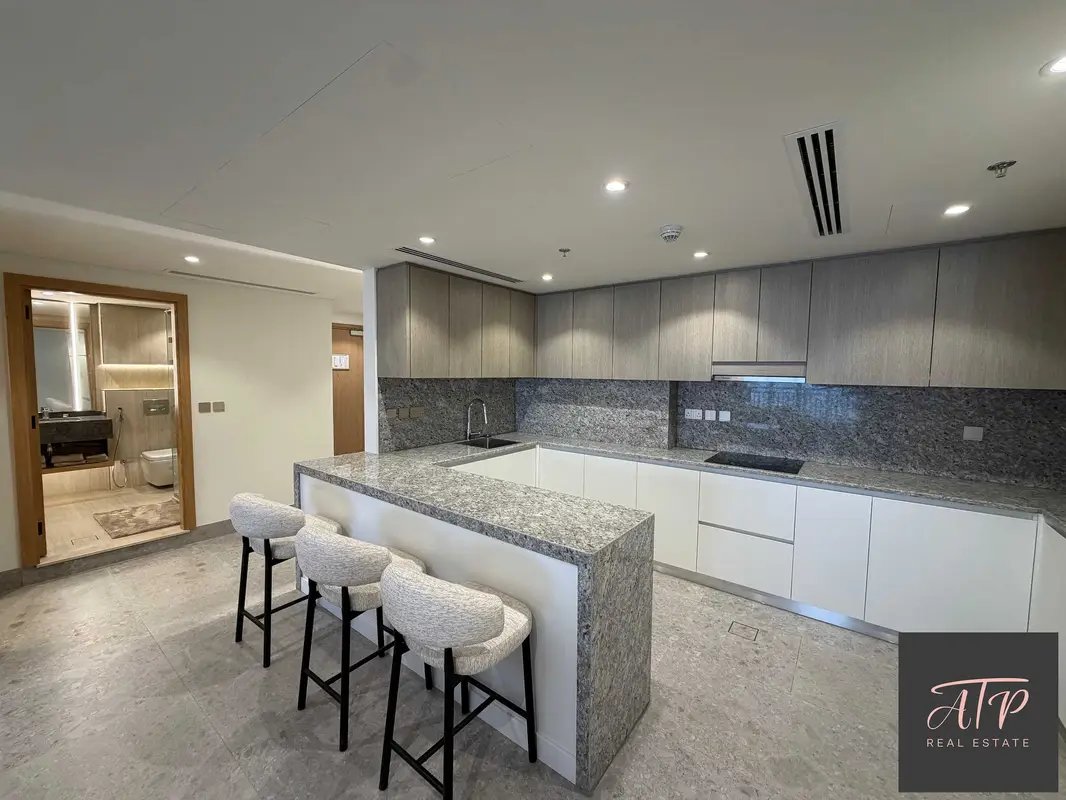 3-bedroom freehold apartment in Palm Jumeirah — photo 3 of 5