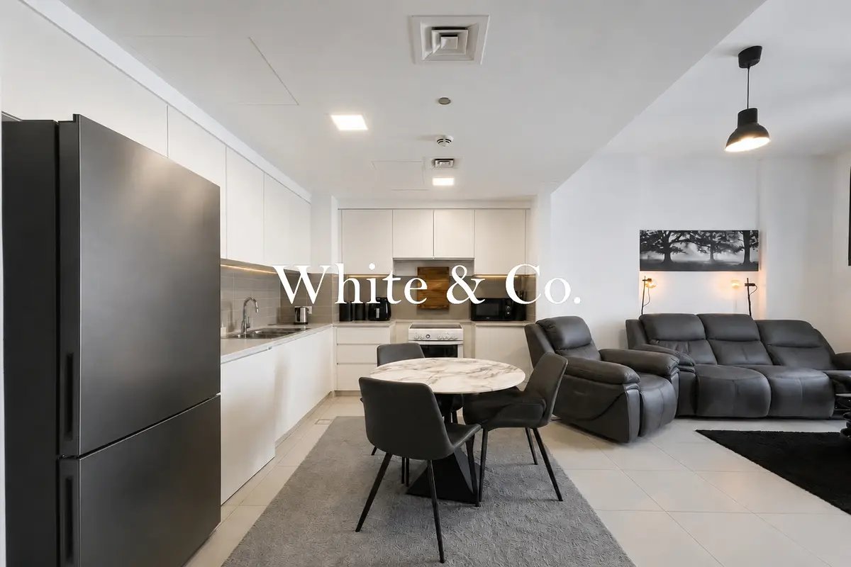 2-bedroom freehold apartment in Town Square — photo 5 of 5