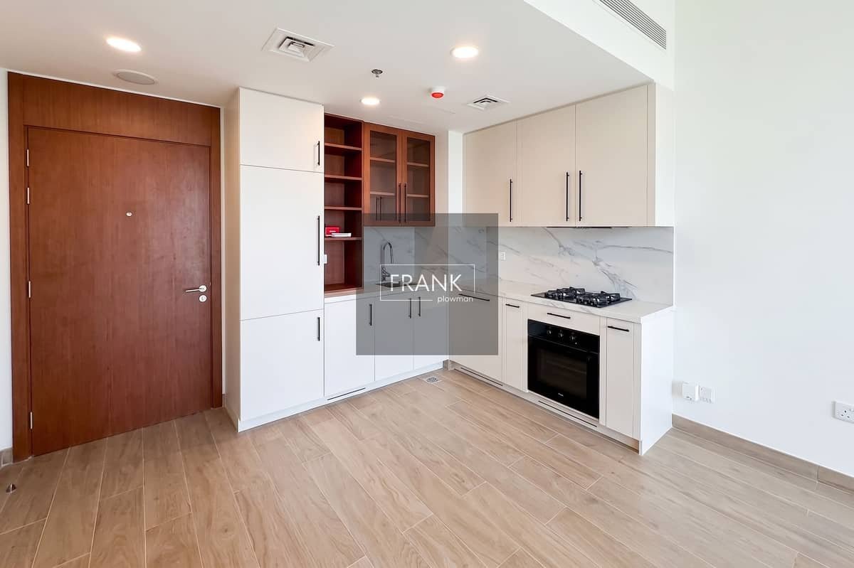 1-bedroom freehold apartment in Town Square — photo 4 of 5