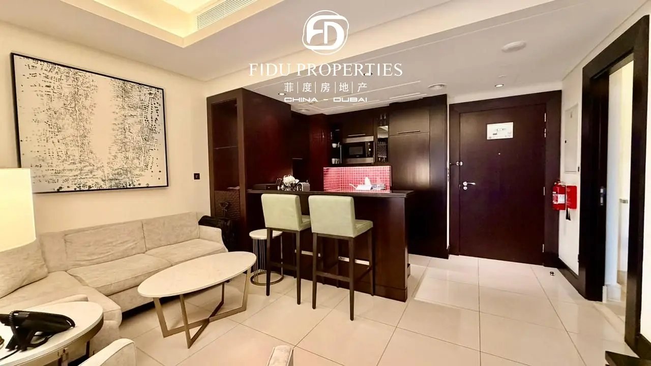 studio freehold apartment in Downtown Dubai — photo 3 of 5