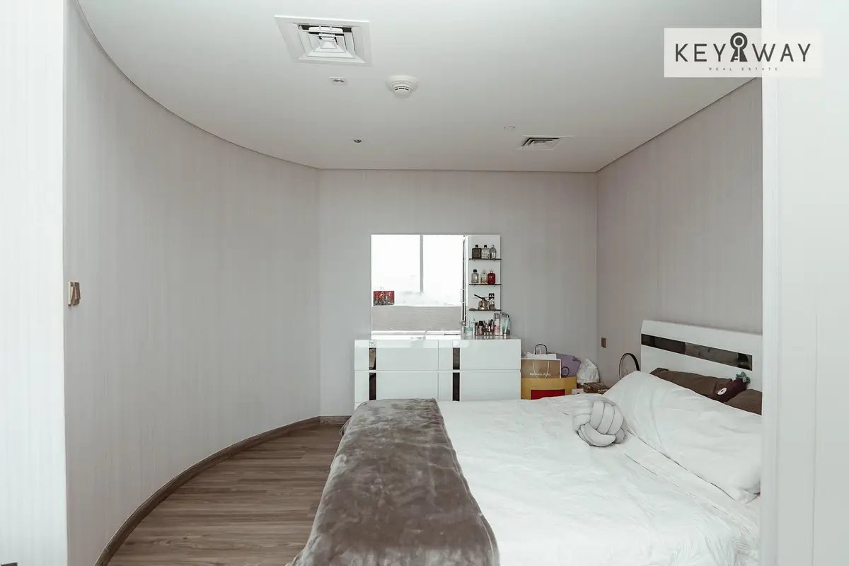 studio freehold apartment in DIFC — photo 4 of 4