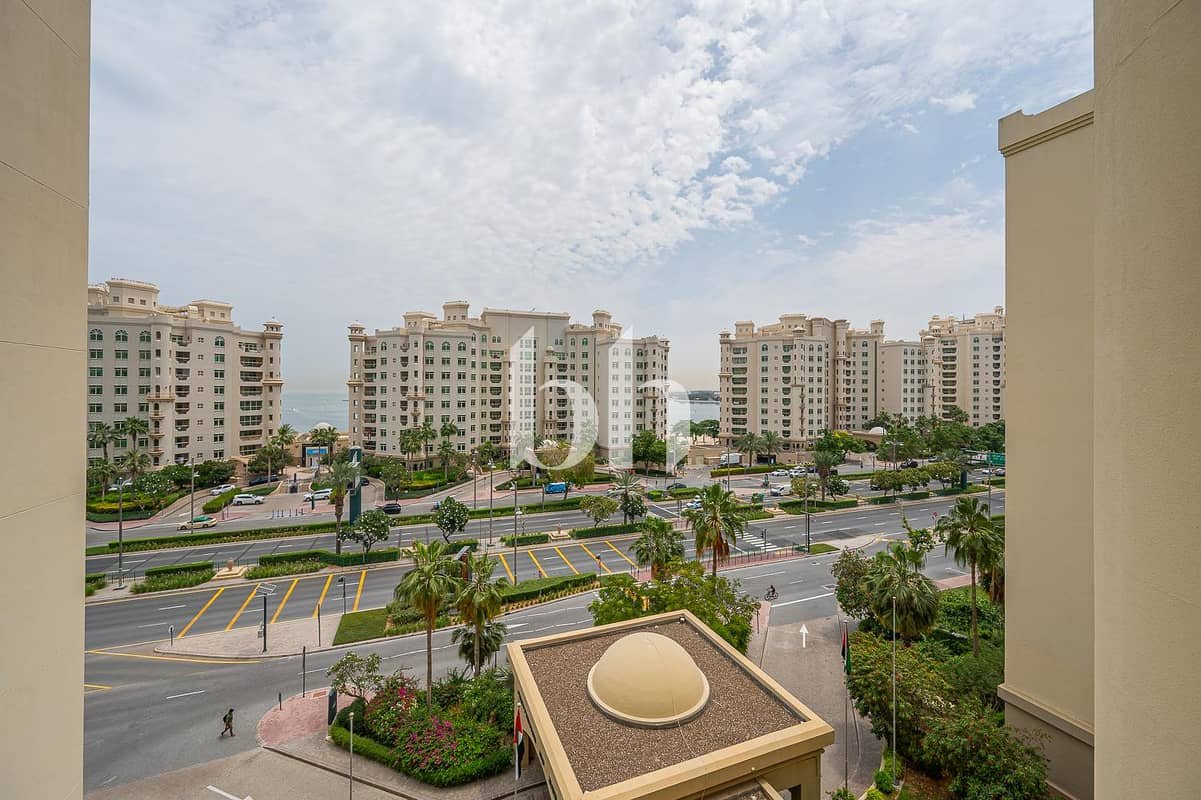 2-bedroom freehold apartment in Palm Jumeirah — photo 1 of 5