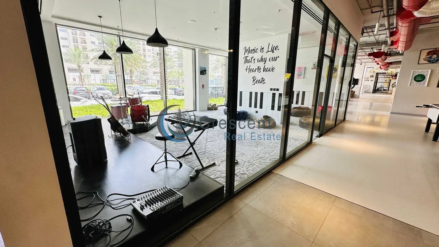 1-bedroom freehold apartment in Town Square — photo 4 of 4