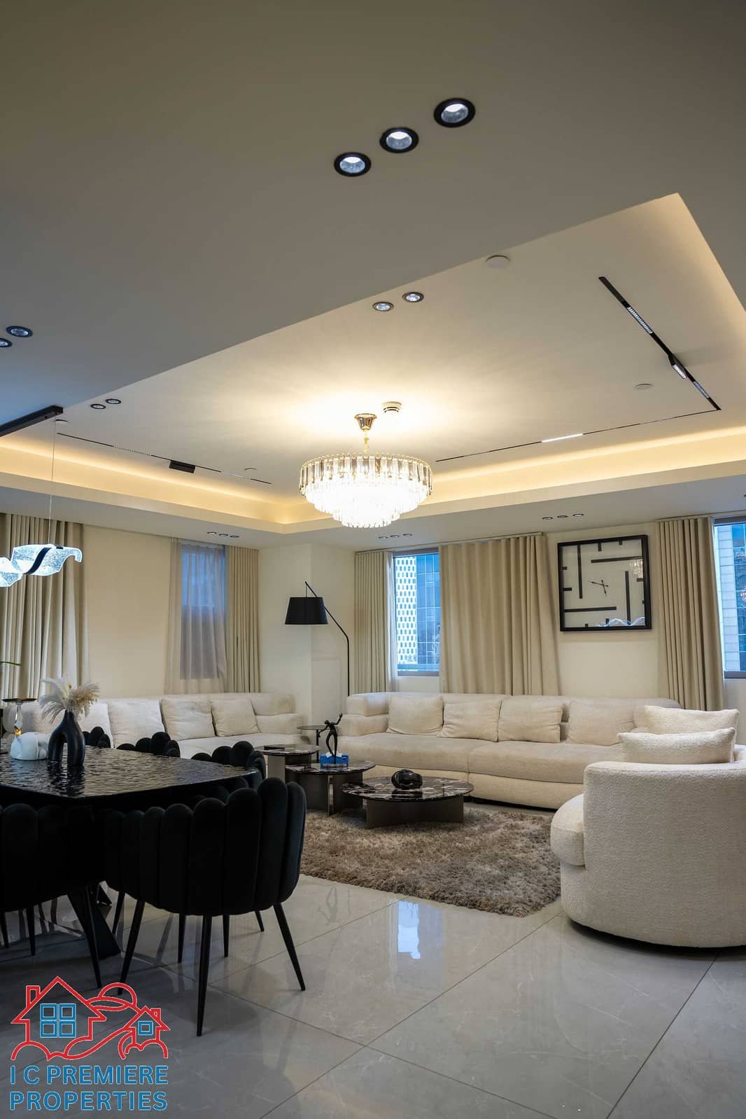 3-bedroom freehold apartment in Business Bay — photo 2 of 5