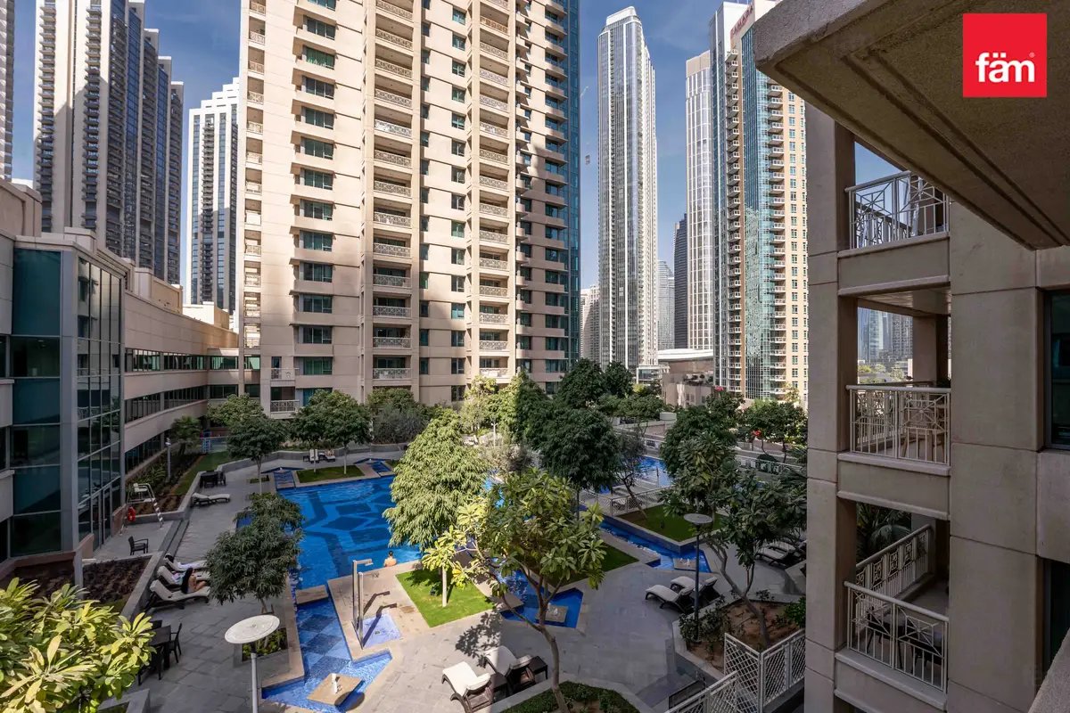 1-bedroom freehold apartment in Downtown Dubai — photo 1 of 5