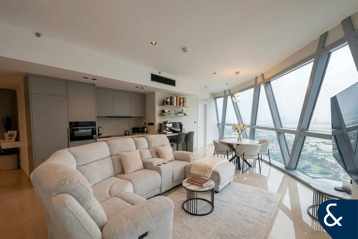 2-bedroom freehold apartment in DIFC — photo 1 of 4