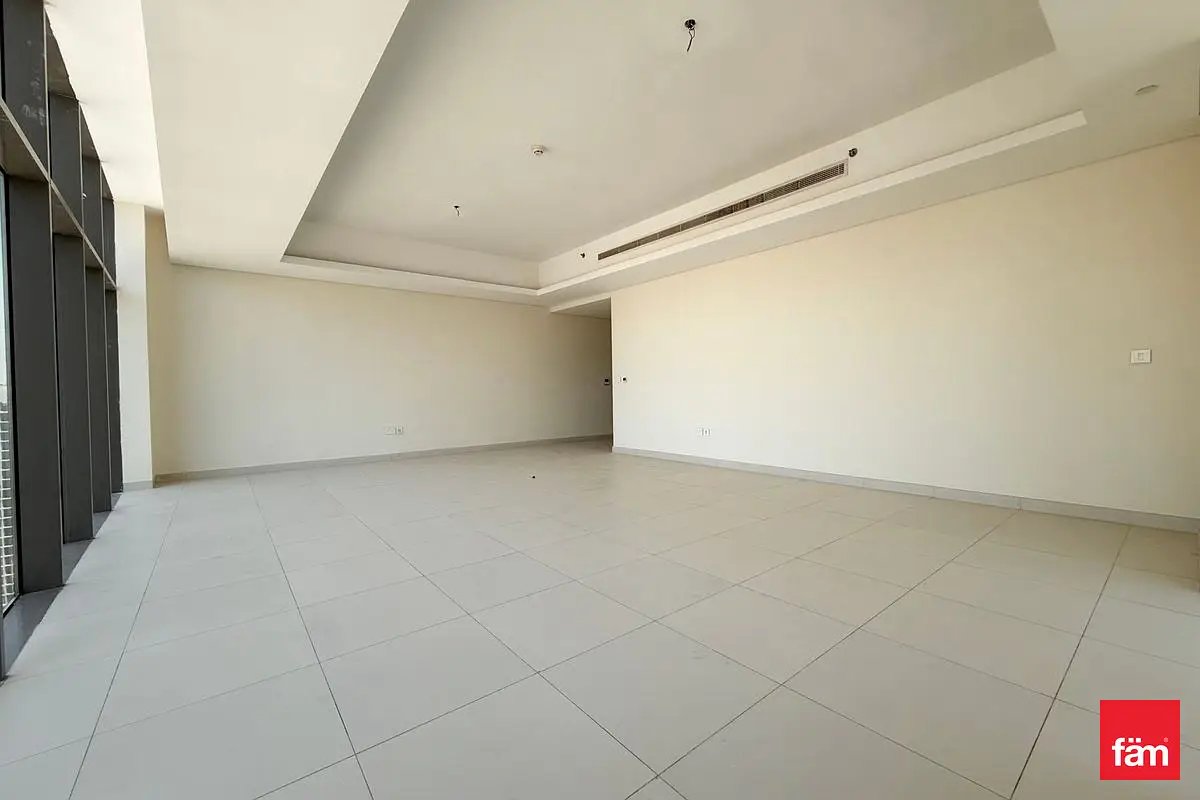 2-bedroom freehold apartment in Downtown Dubai — photo 3 of 5
