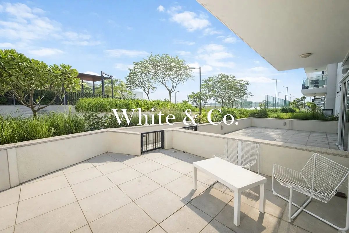 studio freehold apartment in DAMAC Hills — photo 3 of 5