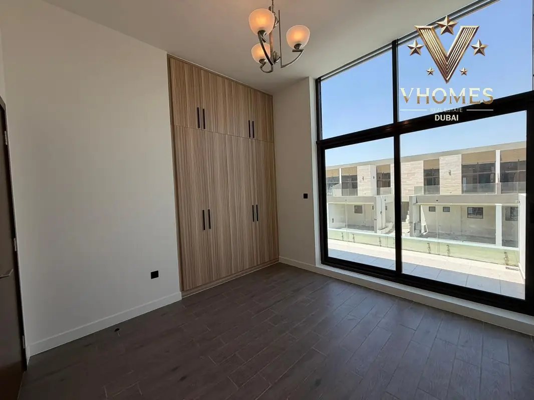 4-bedroom freehold villa in Mohammed Bin Rashid City (MBR City) — photo 4 of 4