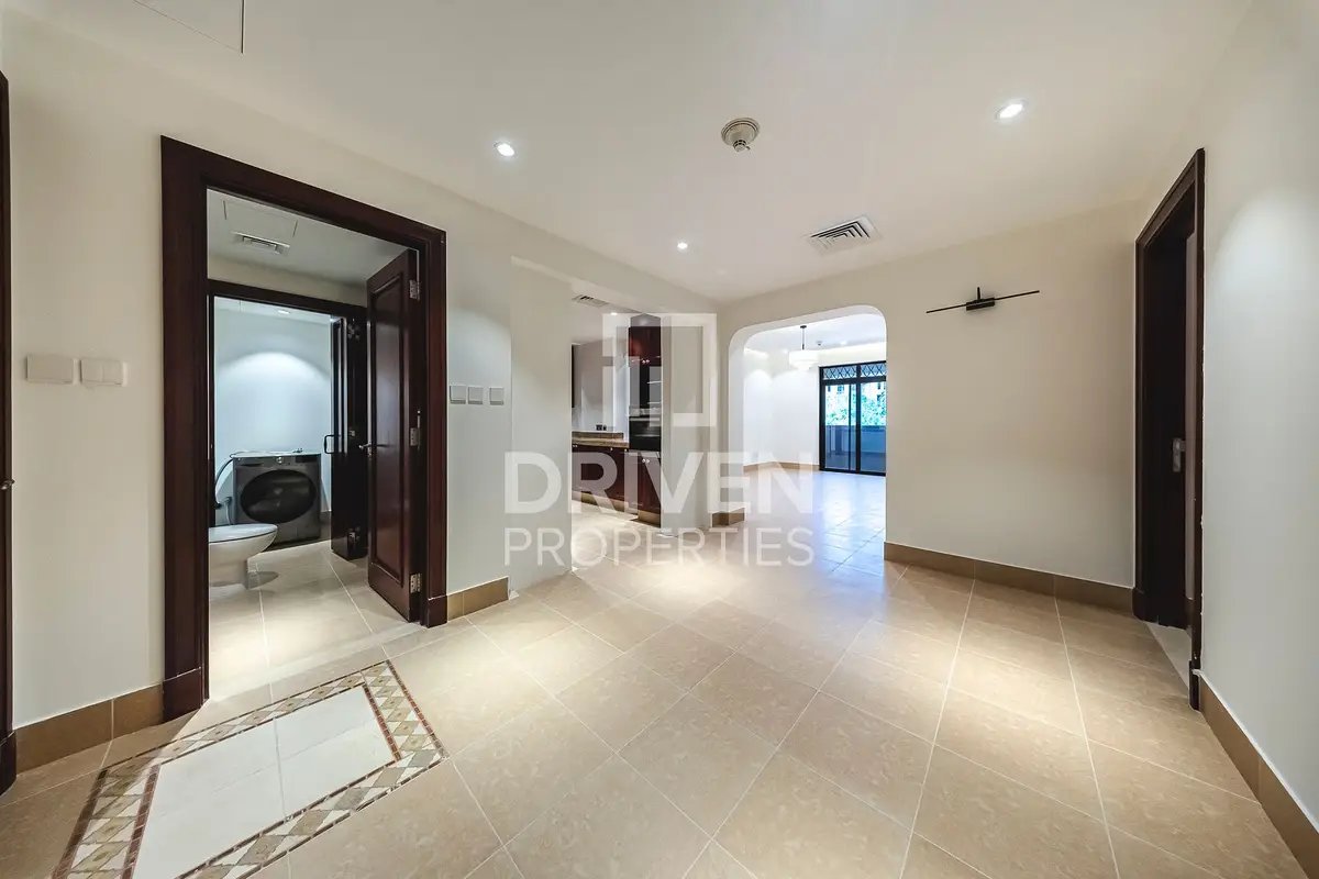 2-bedroom freehold apartment in Downtown Dubai — photo 3 of 5