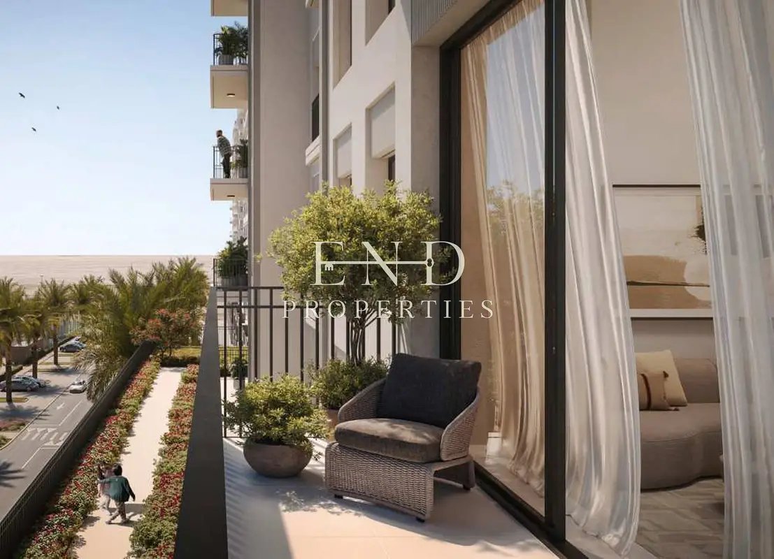 2-bedroom freehold apartment in Town Square — photo 3 of 5