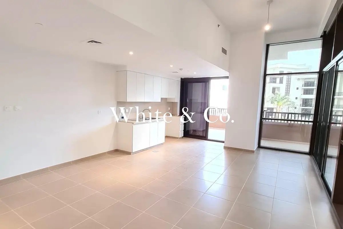 2-bedroom freehold apartment in Town Square — photo 5 of 5
