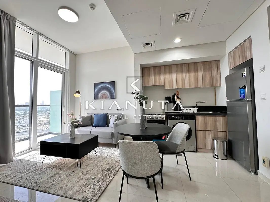 1-bedroom freehold apartment in DAMAC Hills — photo 3 of 5