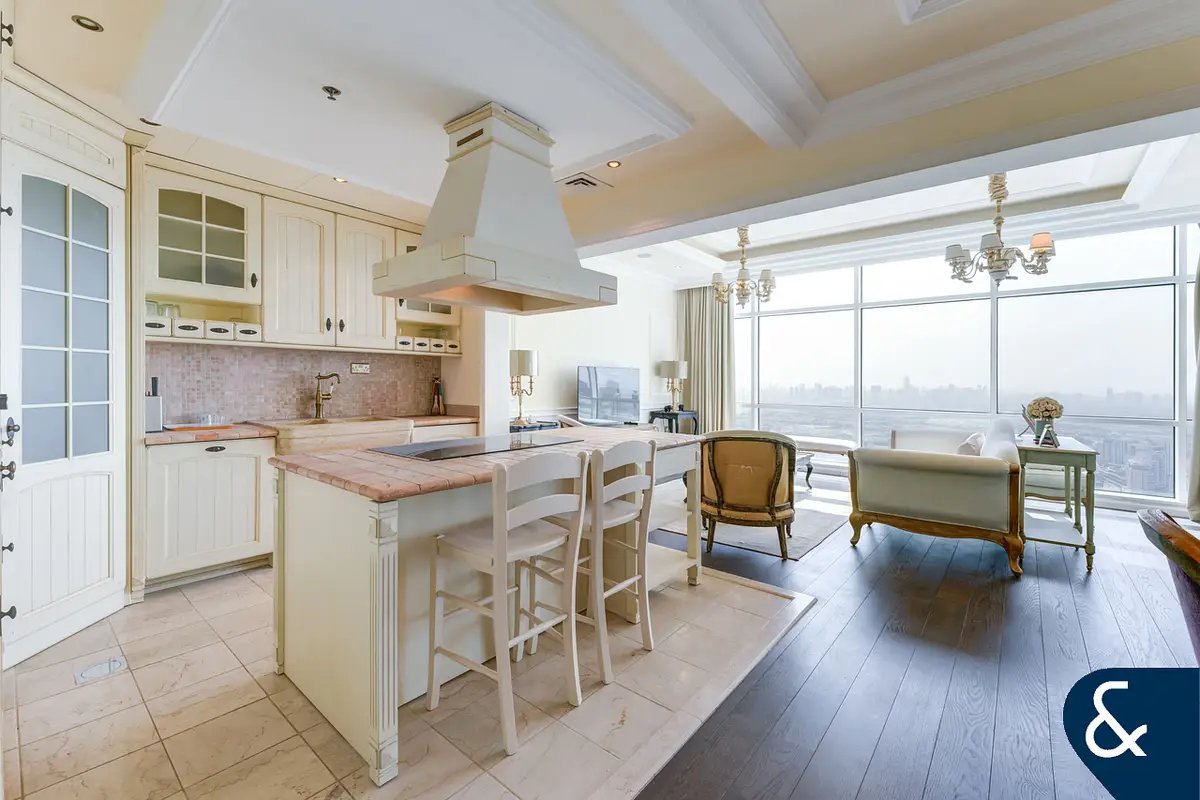 2-bedroom freehold apartment in Dubai Marina — photo 1 of 5