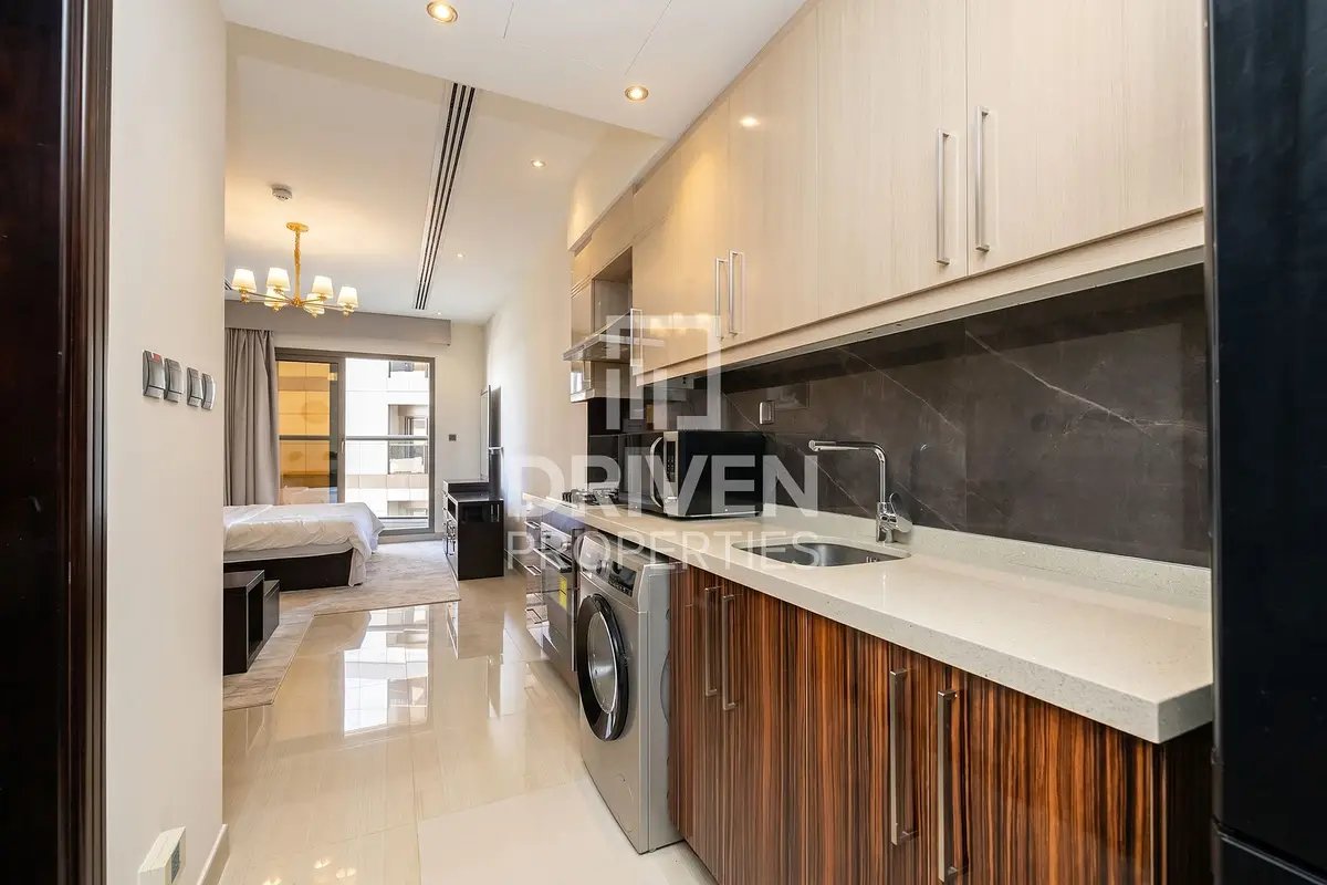 studio freehold apartment in Downtown Dubai — photo 5 of 5