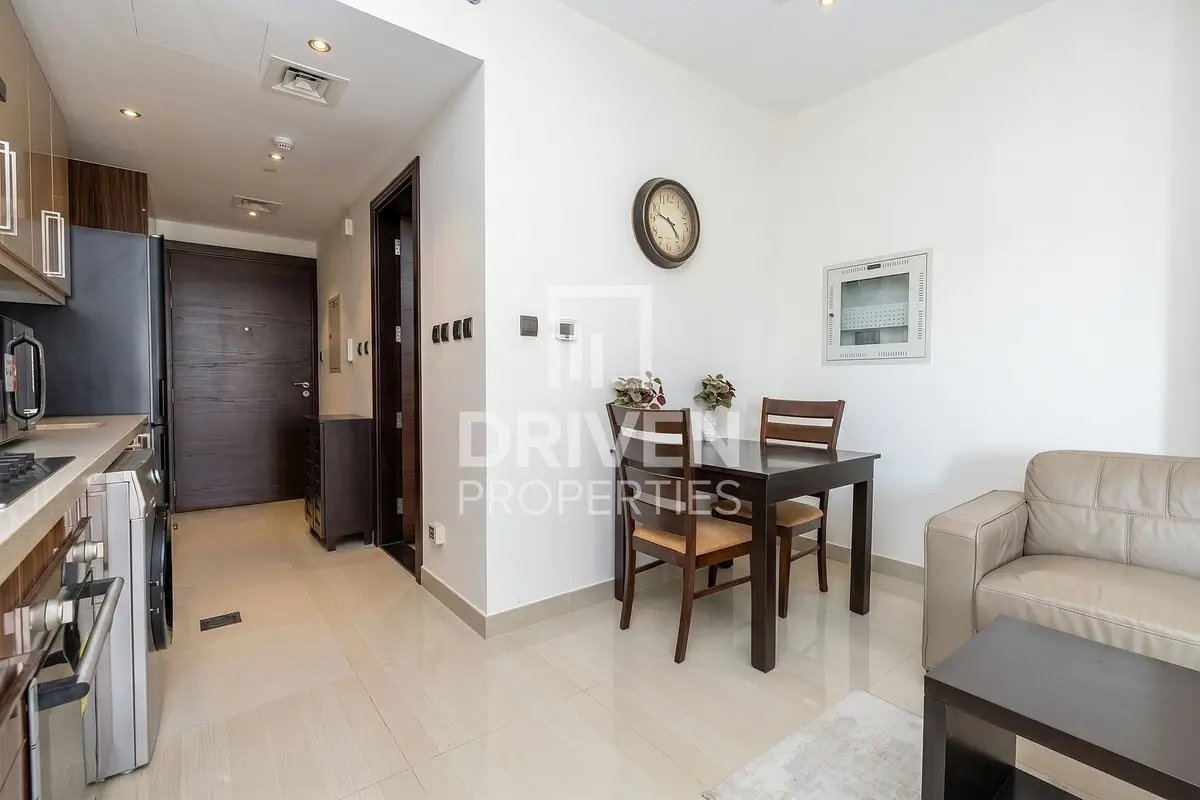 studio freehold apartment in Downtown Dubai — photo 3 of 5